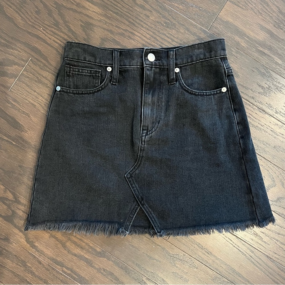 Madewell Rigid Denim A-Line Mini Skirt in Lunar Wash: Cutout Edition